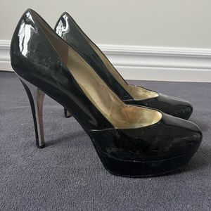 Guess platform heels